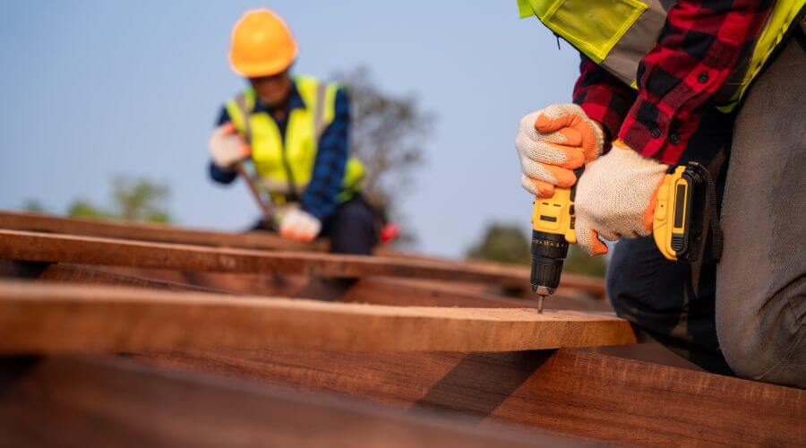Professional residential roofers in Camden, MO